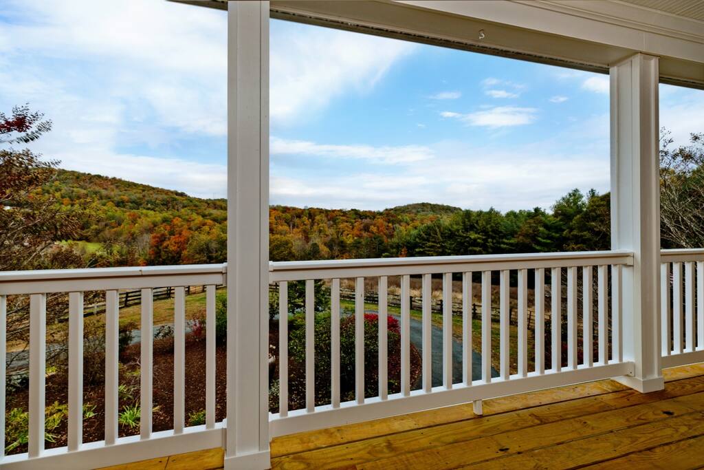 starwood-manorormountain-views*-game-room*-firepit/