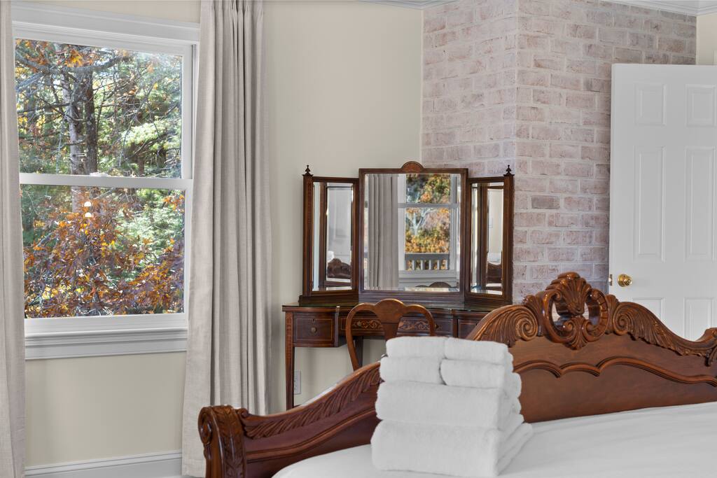 starwood-manorormountain-views*-game-room*-firepit/