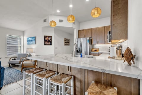 Stunning and Modern Kitchen