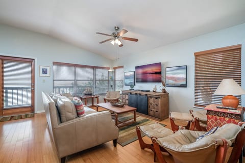 Living Room with TV Equipped WiFi