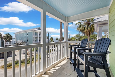 Key Lime - Golf Cart and Gulf Views