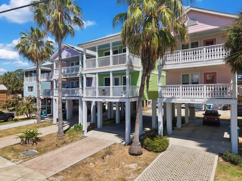 Key Lime - Golf Cart and Gulf Views
