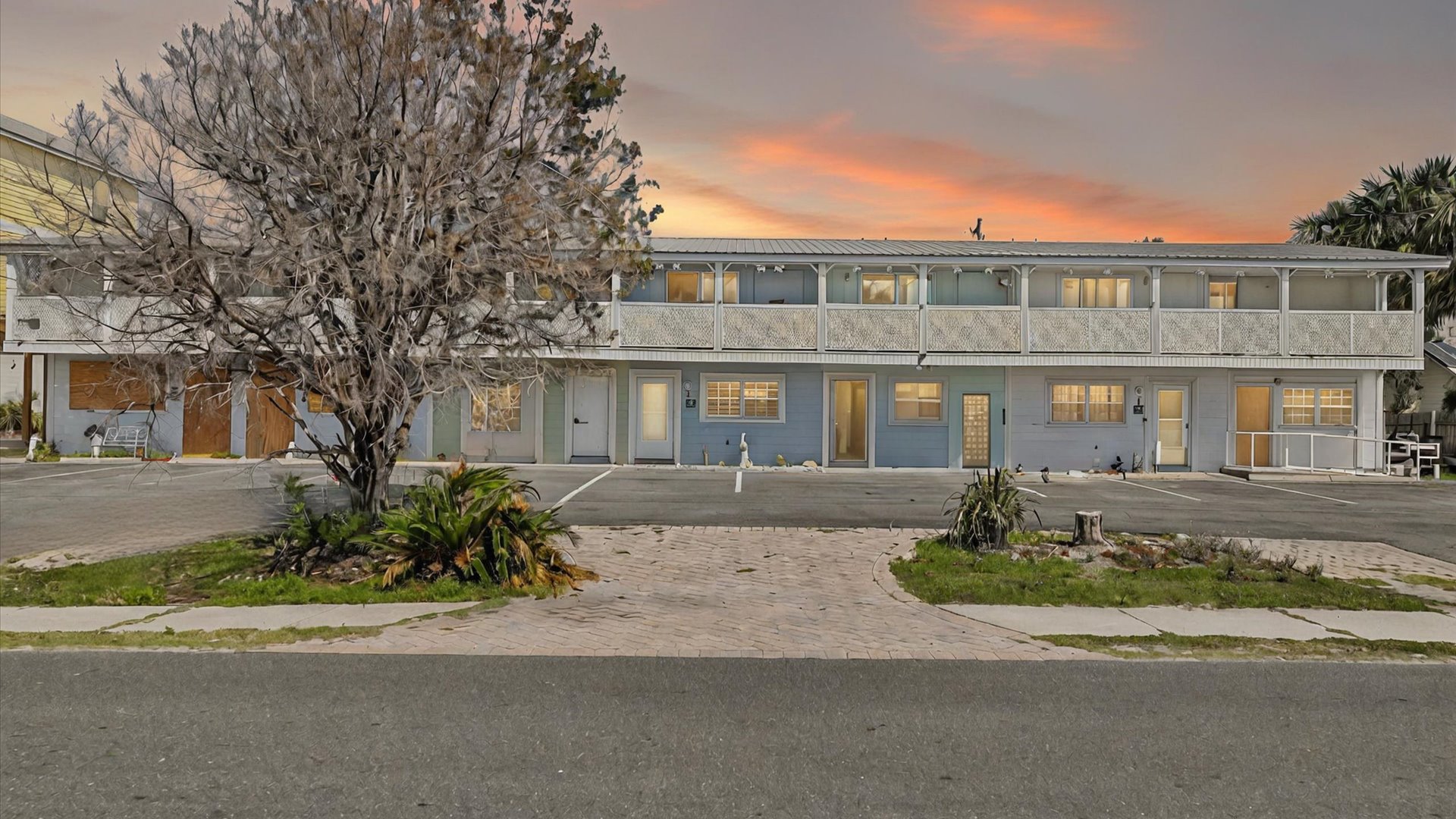 Townhome Conveniently Located Downtown!