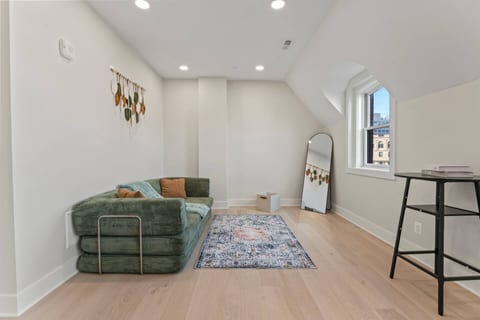 Downtown Haven Dupont Circle 2BD/2BA Condo