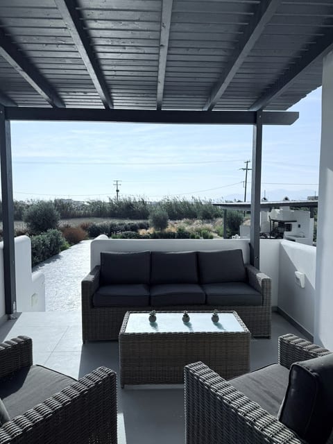 Villa Finoe • 4BR • Pool • 7-min walk to the Beach
