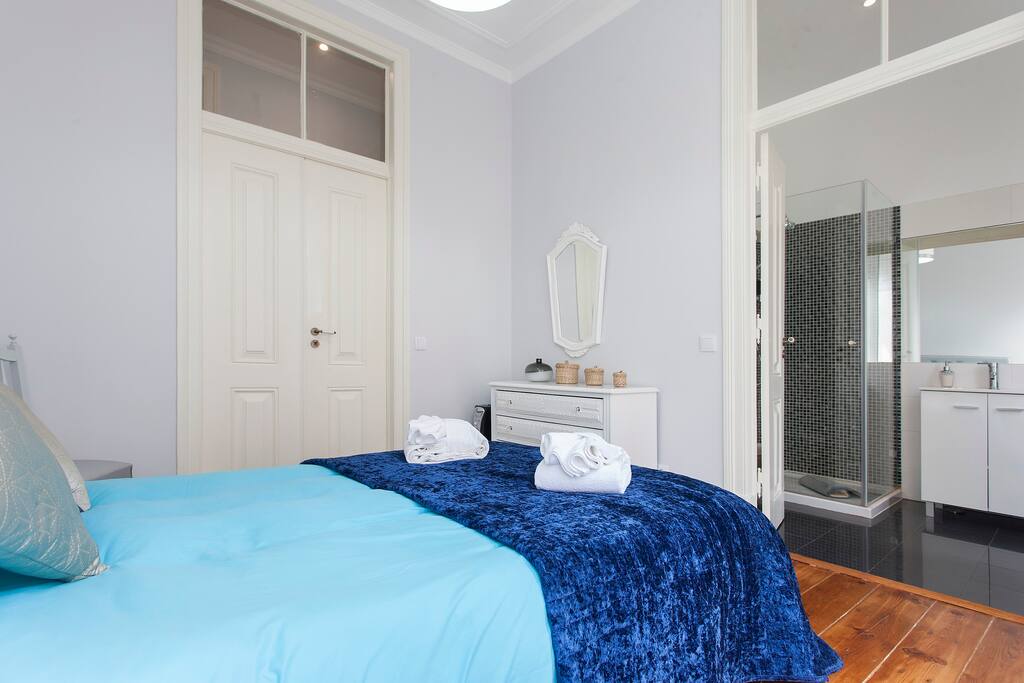 charming-retreat-in-historic-graca-graca-66/