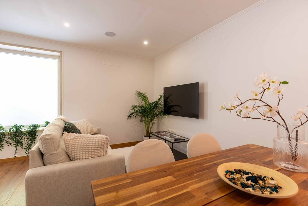 charm-house-sintra-43-or-historic-center-stay/