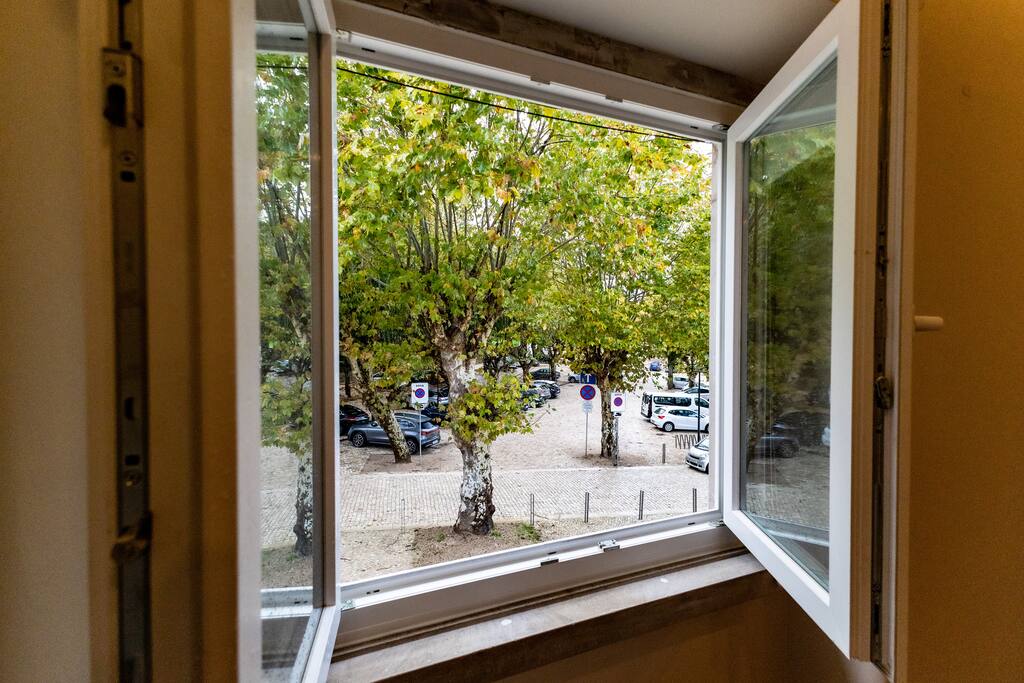 vintage-charm-near-sintra's-wonders-sintra-45/