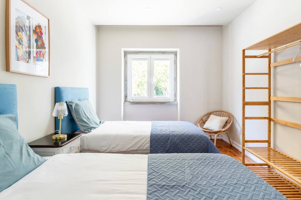 vintage-charm-near-sintra's-wonders-sintra-45/