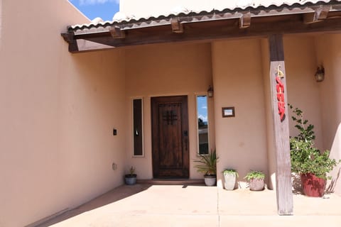 Southwestern Comfort Stay 2