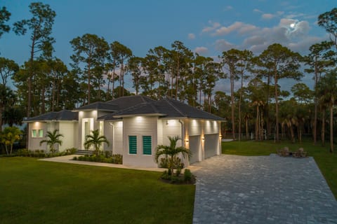 The Naples Luxe Retreat | Game Room • Heated Pool