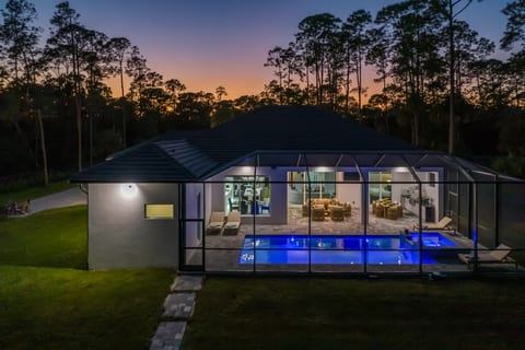 The Naples Luxe Retreat | Game Room • Heated Pool