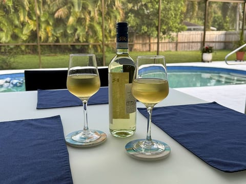 Palm Paradise Villa | Private Pool • Near Beaches