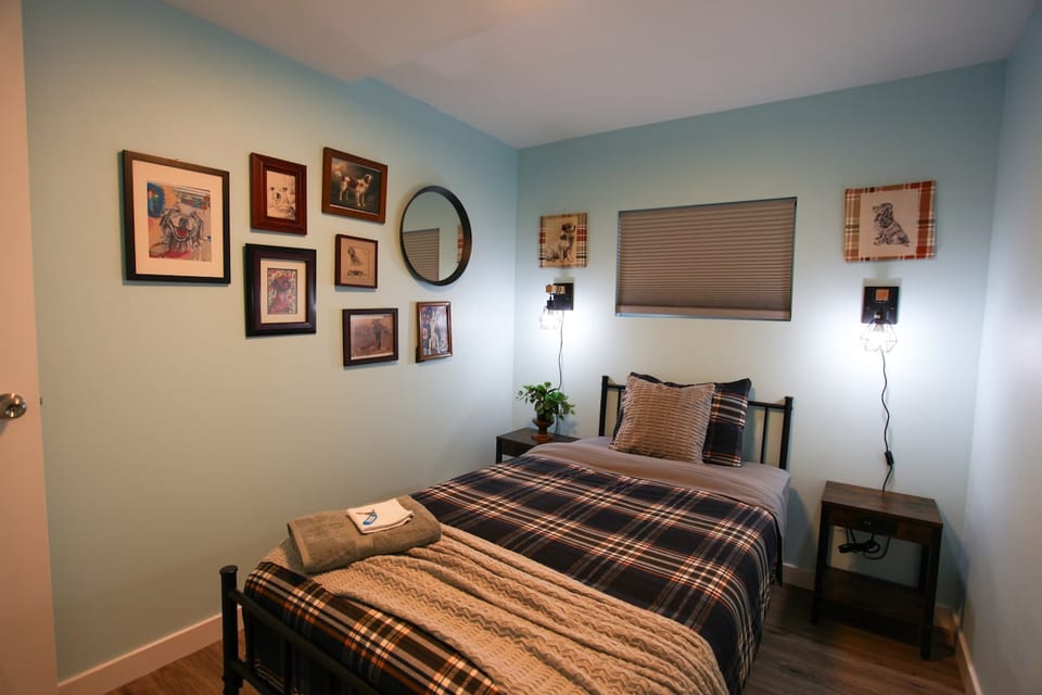 The Fetching Room image 1