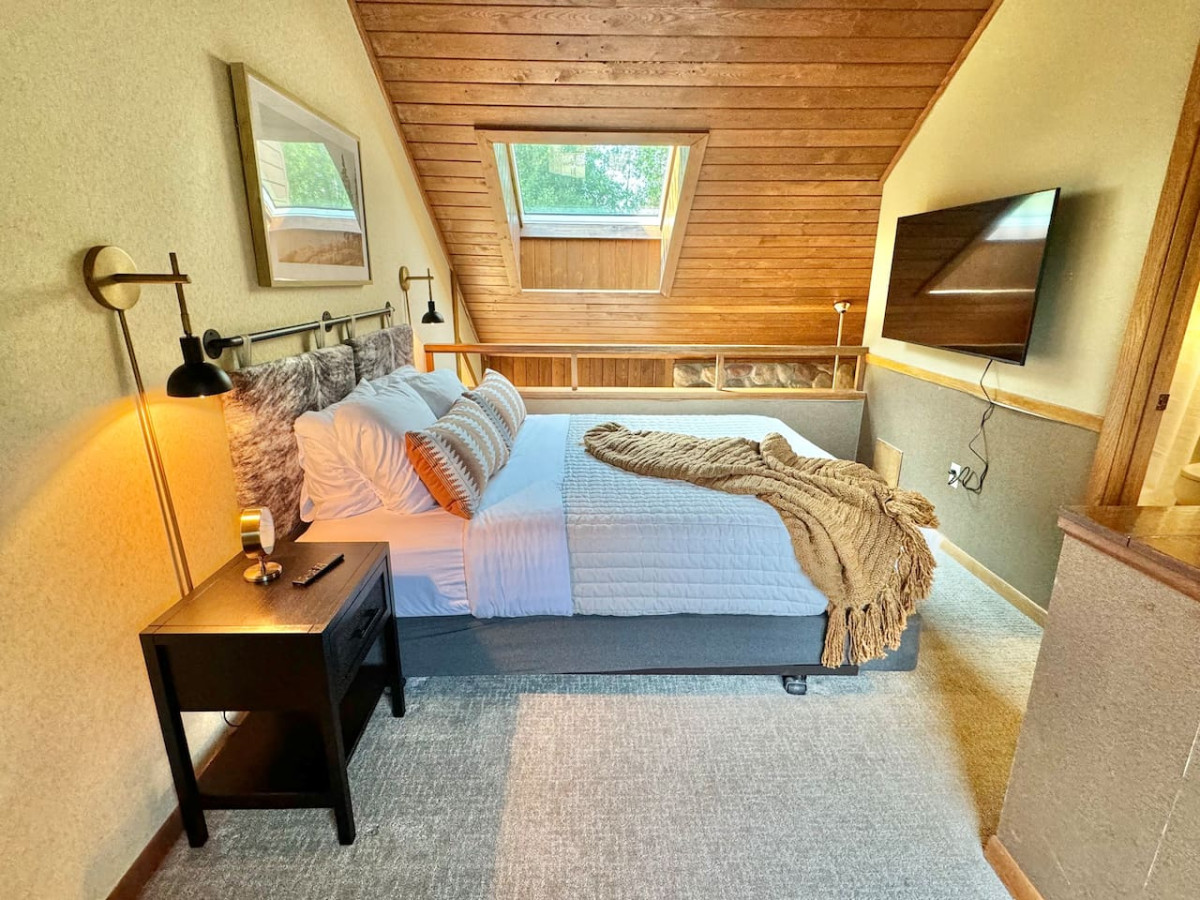 The Hillside Hideaway