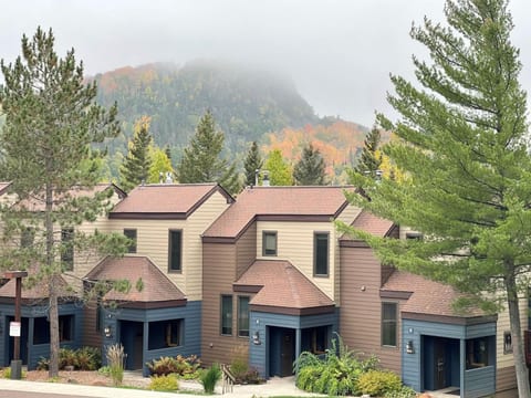 The Hillside Hideaway