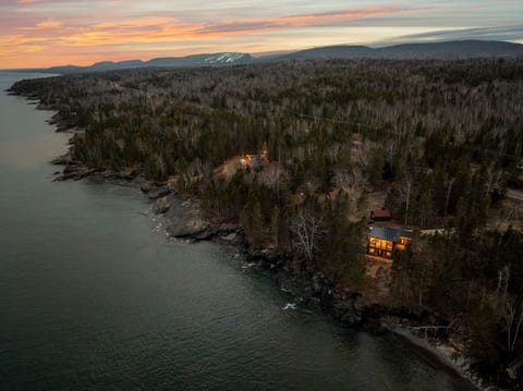 Tallens Stuga | Cabin of the Pines