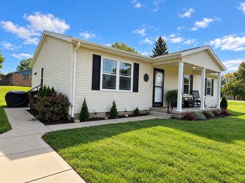 There are two small steps to enter the home with handrail on one side.