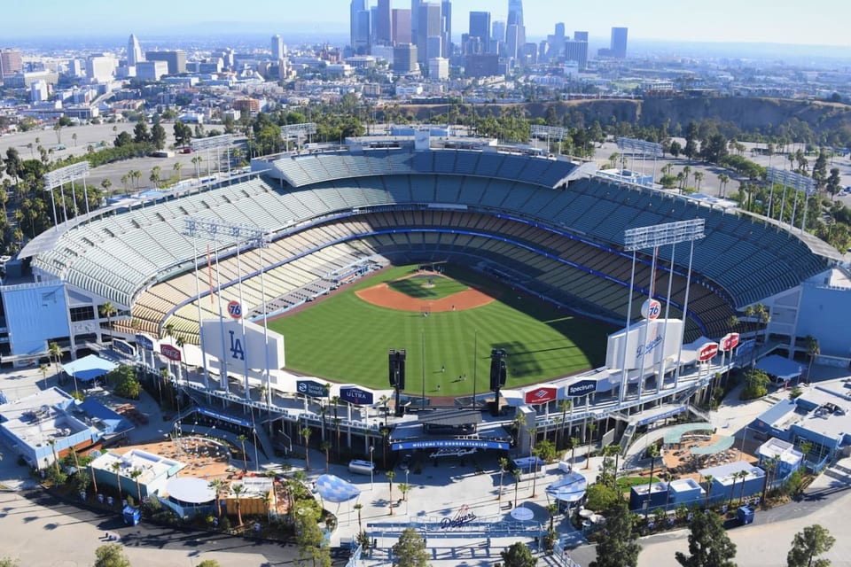 Sunlit LA Home | Parking | Dodgers Pasadena & DTLA - Los Angeles