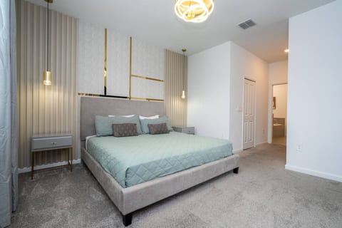 Stylish 3BR in Champions Gate Resort