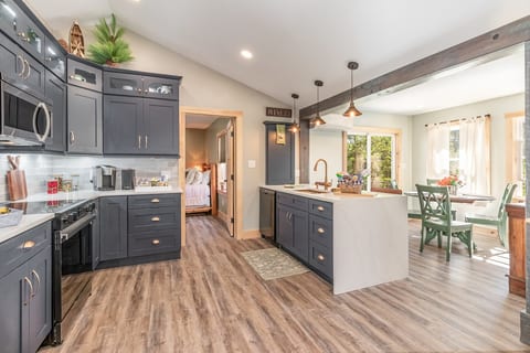 Wellness Cabin near Gettysburg w/Hot Tub and Sauna image 5