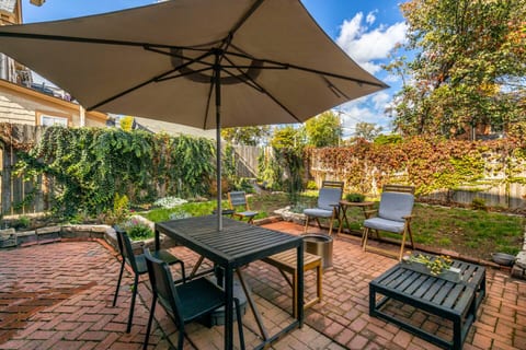 Upscale 3-Story German Village Home | Near Cafés