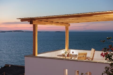 Naxian Sky Villa • Aegean Sunset Hilltop Bliss image 5