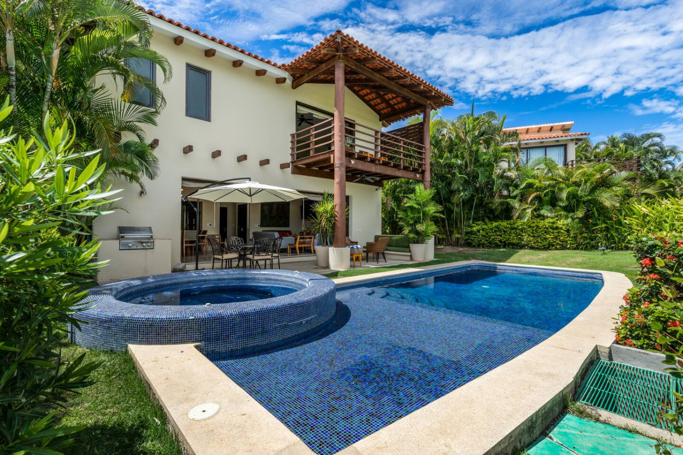 4-bdr-villa-with-pool-and-hot-tub-la-serenata-3/