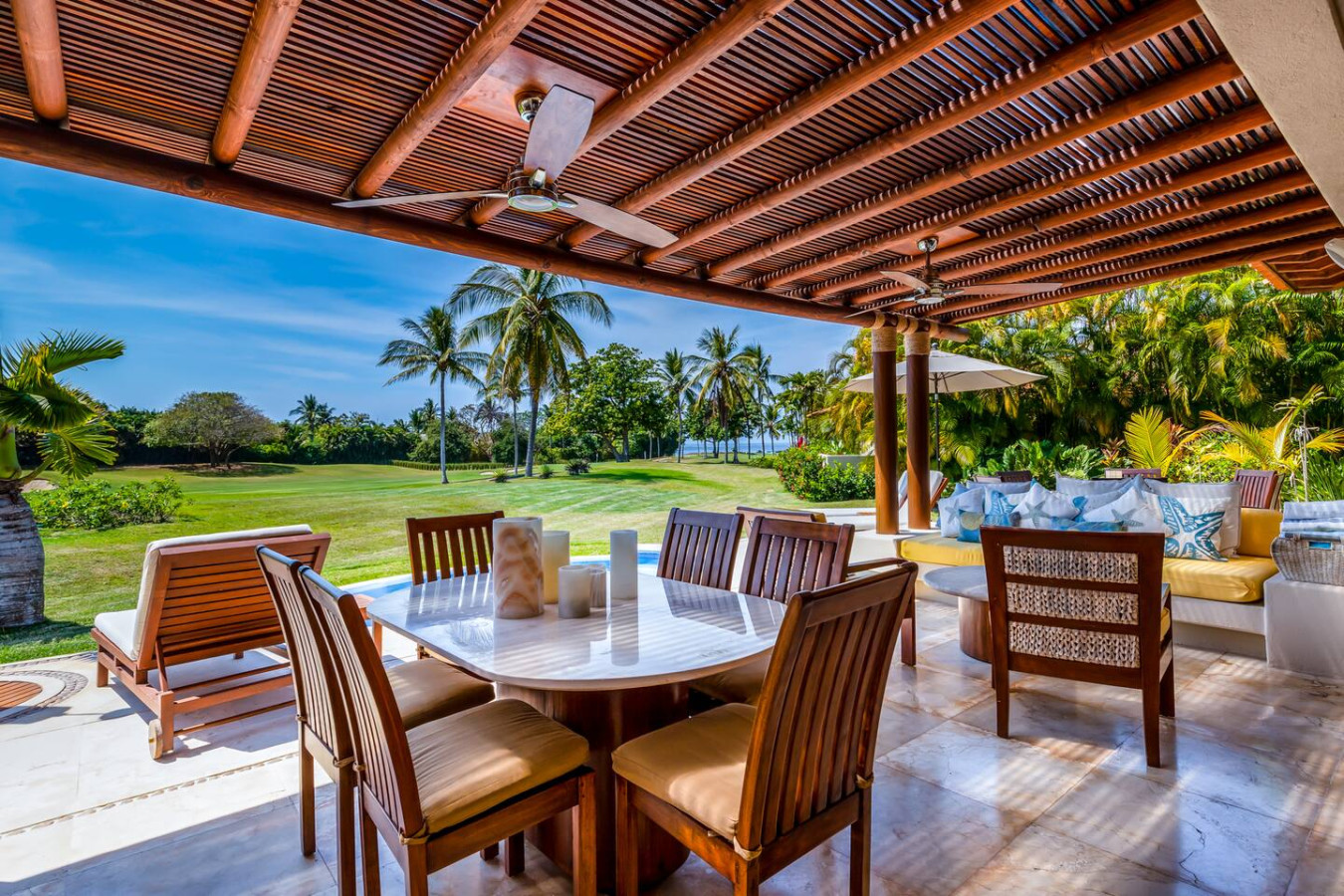 3-bd-villa-in-las-palmaspunta-mita+cook+golf-cart/