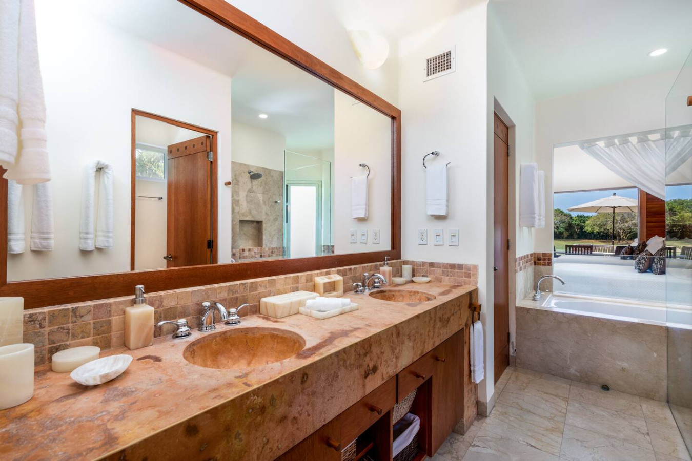 3-bd-villa-in-las-palmaspunta-mita+cook+golf-cart/