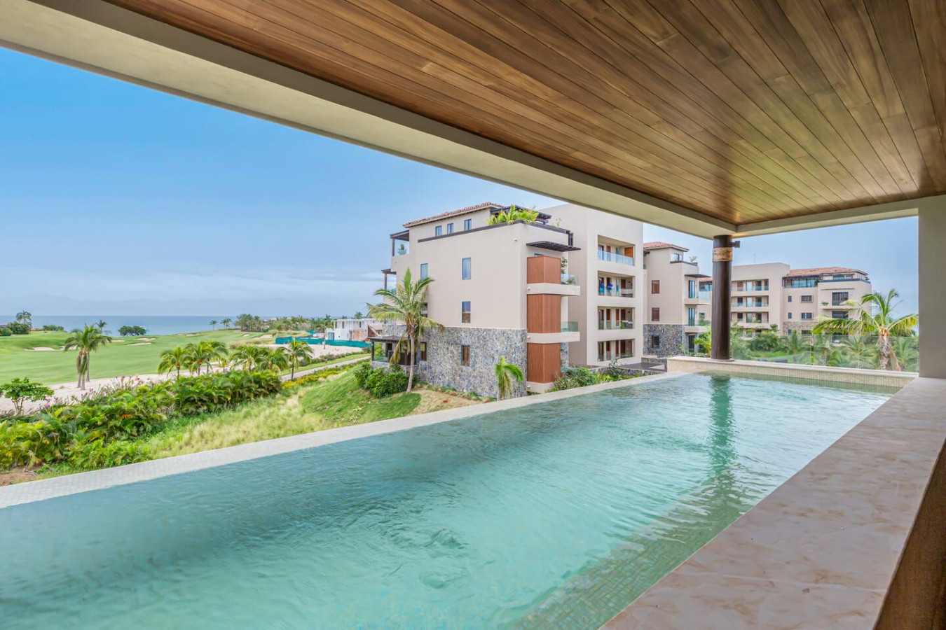 3Bed condo with Pool+Ocean views