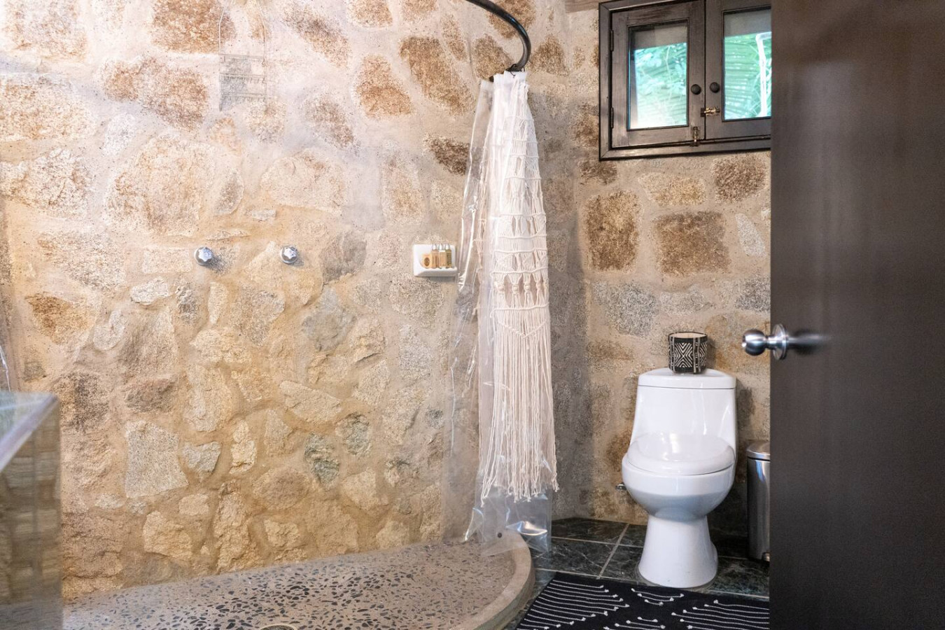 mita-woods-4-villas/