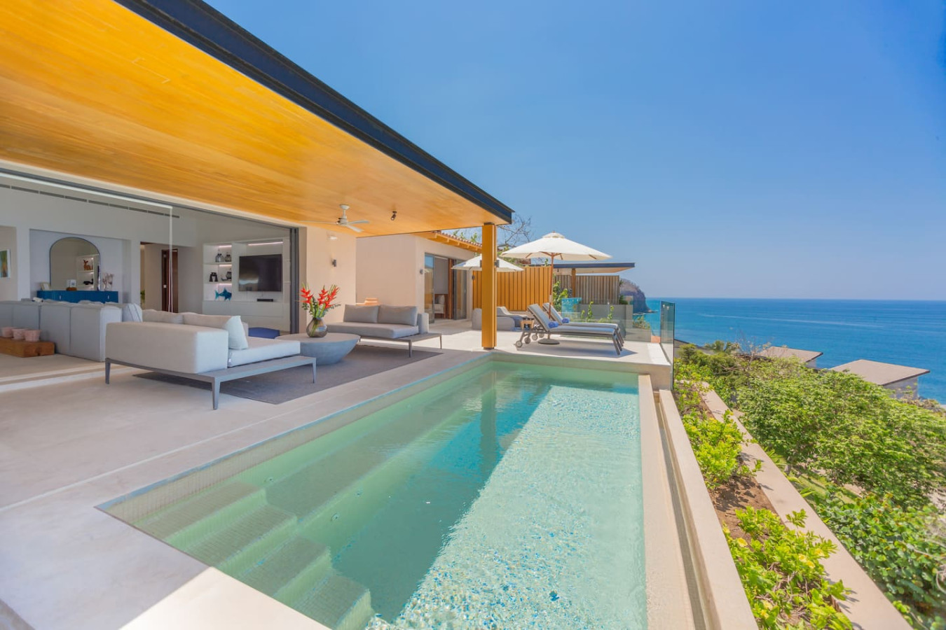 4-bd-beach-chic-villa-ocean-view/