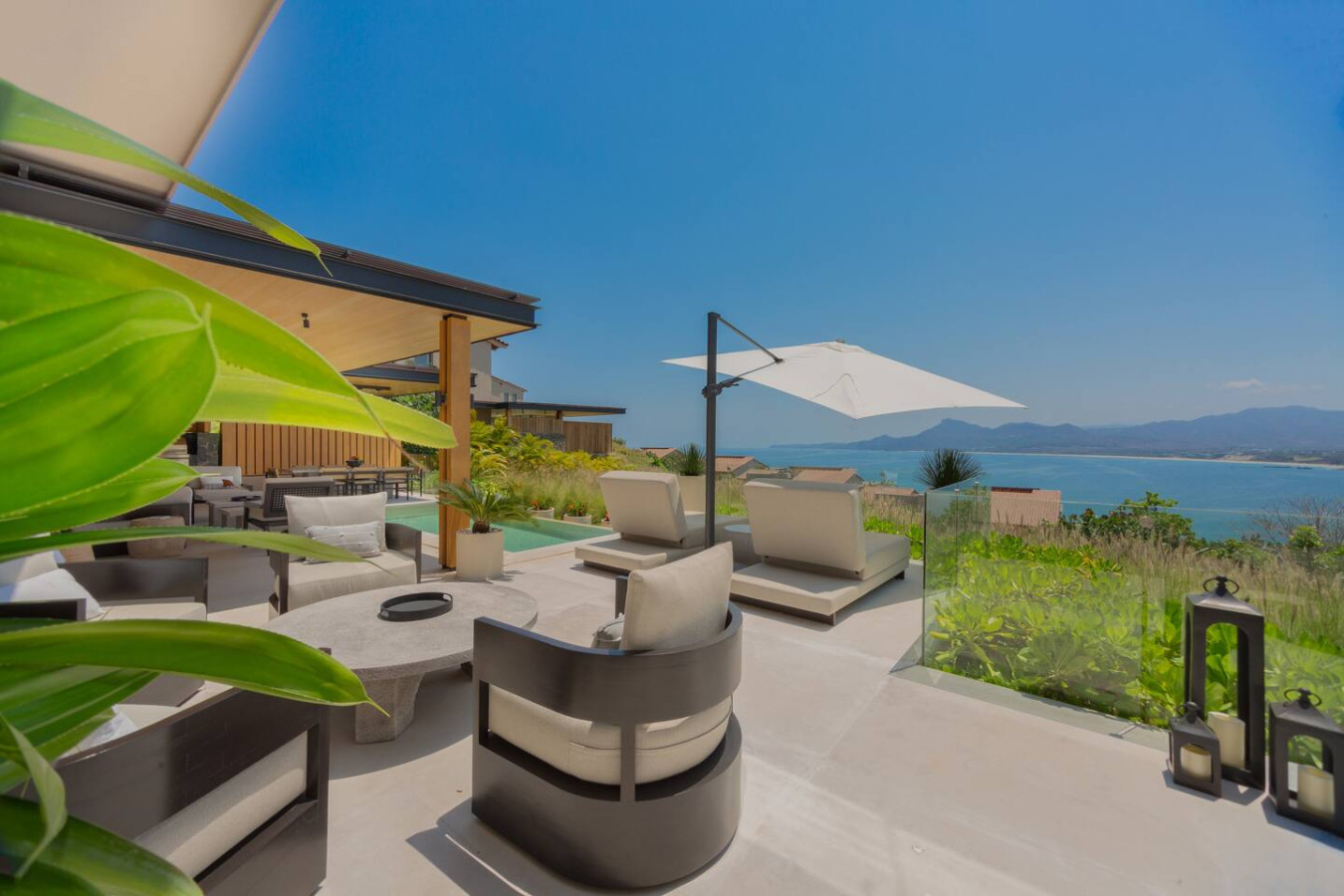 4-bed-luxury-oceanview-villa/