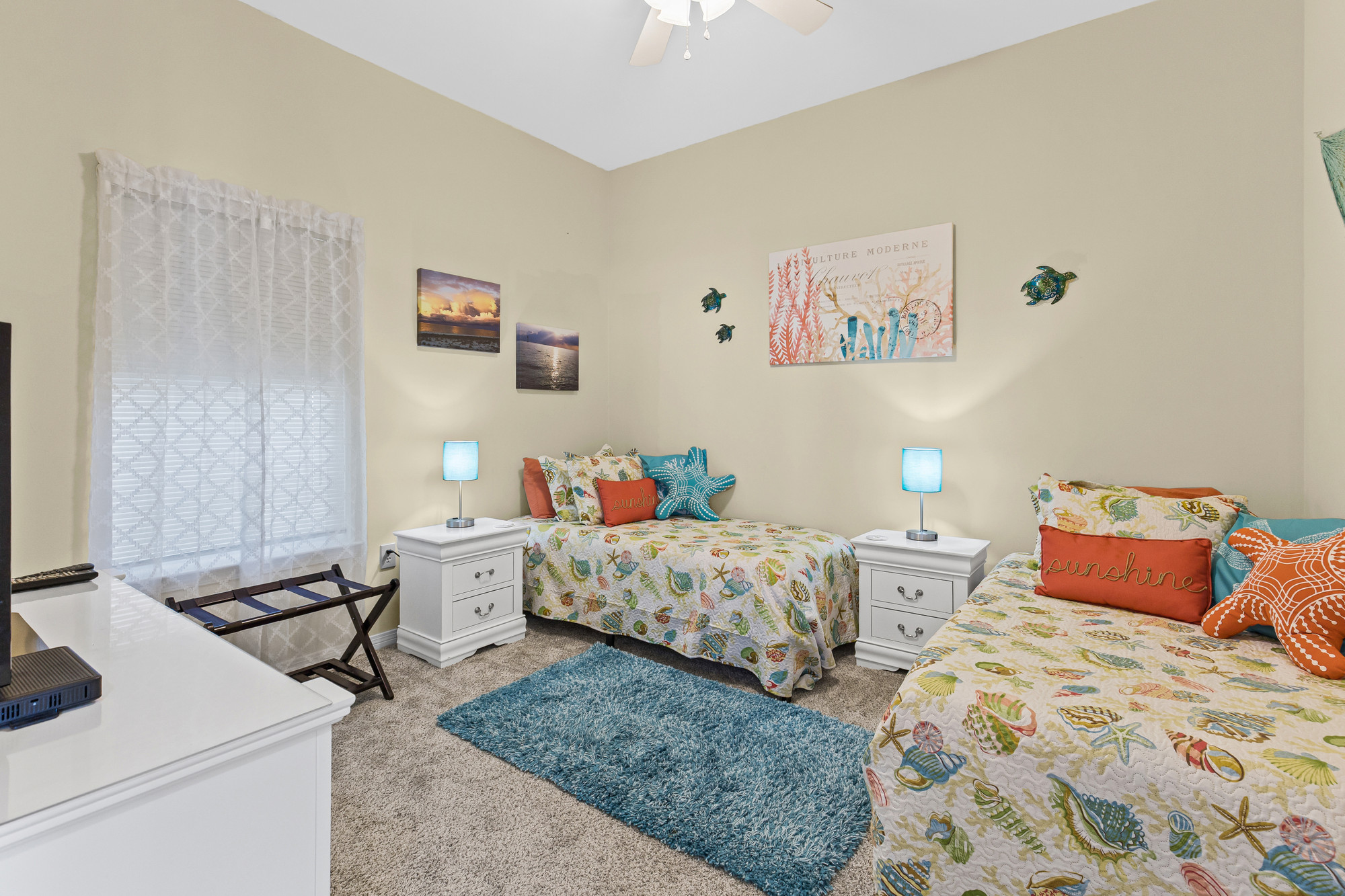 Guest Room w/2 Twins