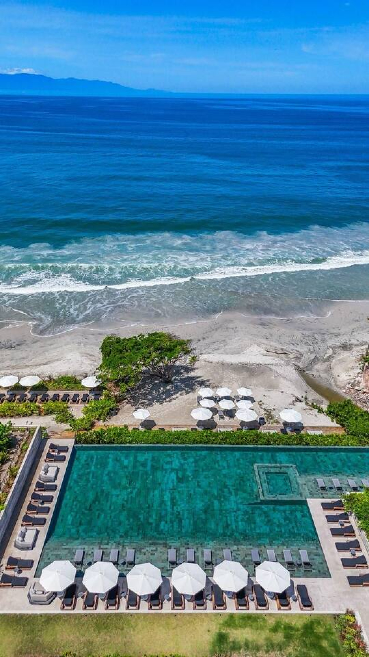 ocean-and-jungle-view-luxury-penthouse-at-naya/