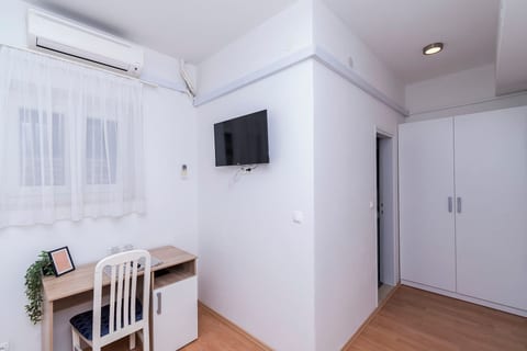 Rooms Bed and Breakfast Blanc - Unit 378009-13