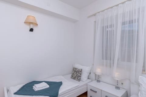 Rooms Bed and Breakfast Blanc - Unit 378009-13