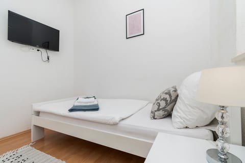 Rooms Bed and Breakfast Blanc - Unit 378010-13