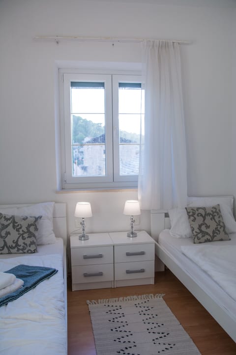 Rooms Bed and Breakfast Blanc - Unit 378013-13