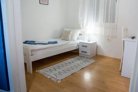 Rooms Bed and Breakfast Blanc - Unit 378015-13