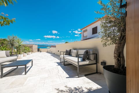 Apartments Beachfront Pebble - Unit 377786-13