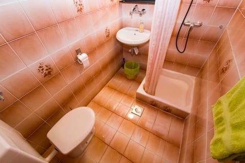 Apartment and Rooms Ive - Unit 377417-13