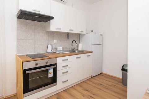 Apartment Center and beach - Unit 211569-16