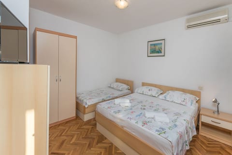 Apartments and Room Nevenka - Unit 1645-61