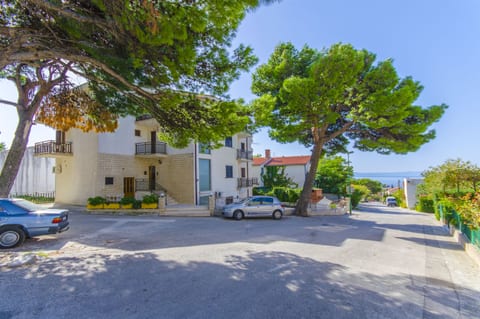 Apartments Marinko - Unit 1655-61