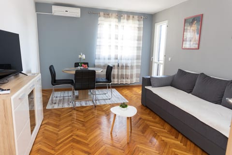 Apartments Marinko - Unit 1655-61