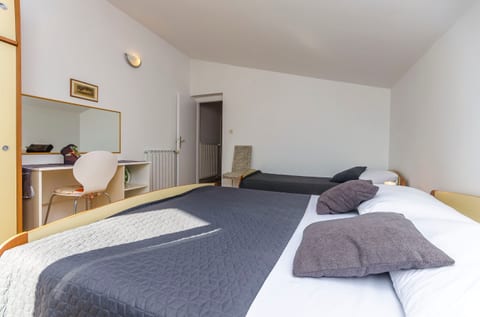 Apartments Manda - Unit 46712-61