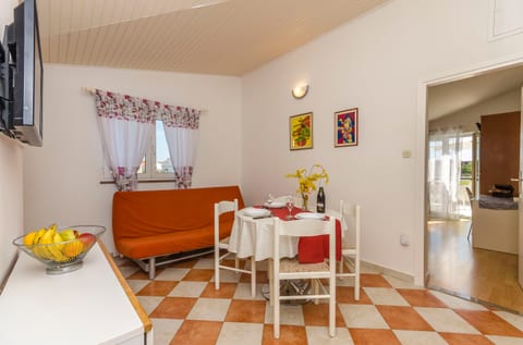 Apartments Manda - Unit 46712-61