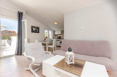 Apartments Manda - Unit 46713-61